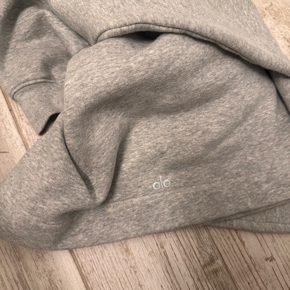 ALO Bae Hoodie - Picture 4 of 6